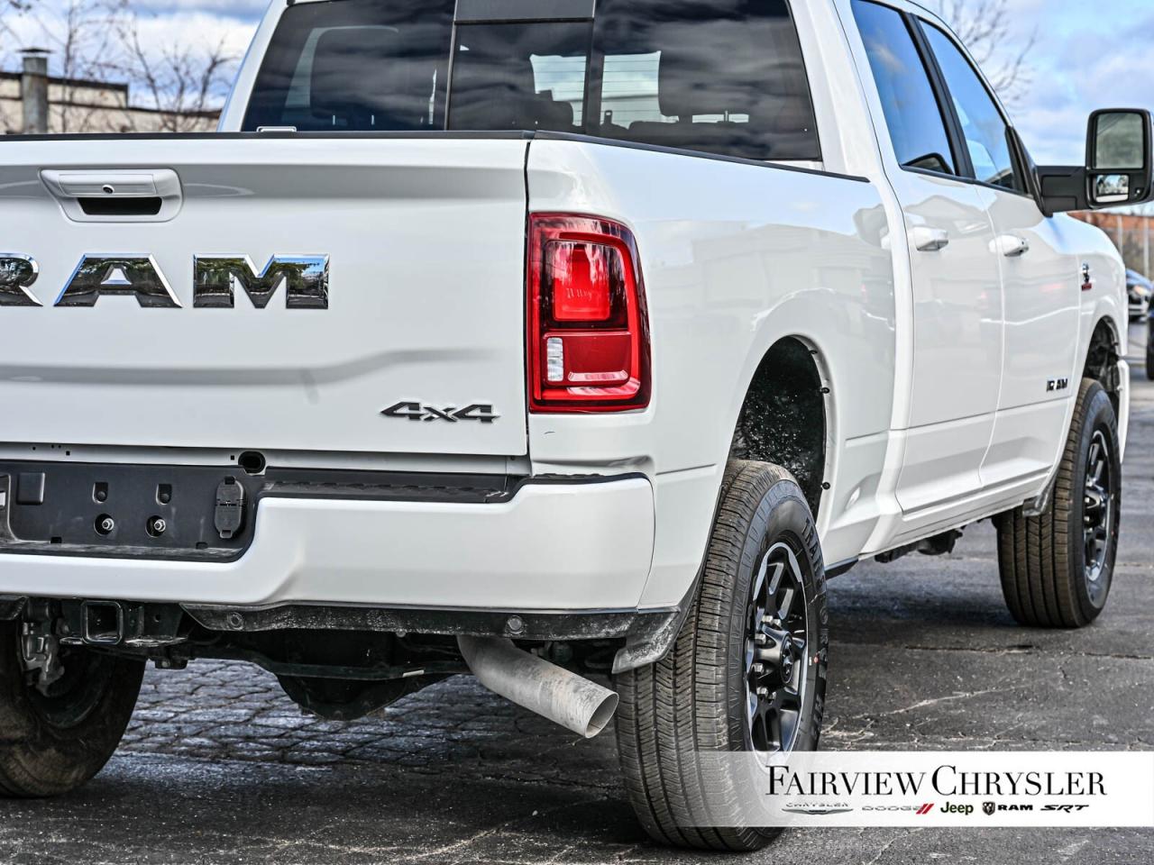 2025 RAM 2500 Laramie 5TH WHEEL   6.7 DIESEL   6 PASS   CARPLAY Photo