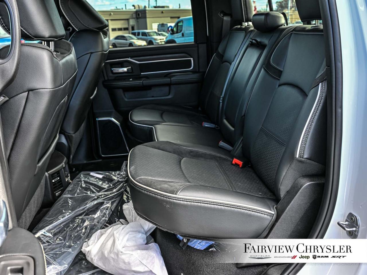 2025 RAM 2500 Laramie 5TH WHEEL   6.7 DIESEL   6 PASS   CARPLAY Photo