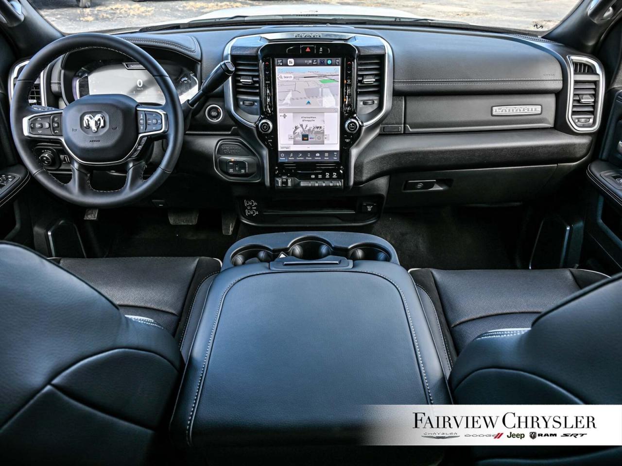 2025 RAM 2500 Laramie 5TH WHEEL   6.7 DIESEL   6 PASS   CARPLAY Photo