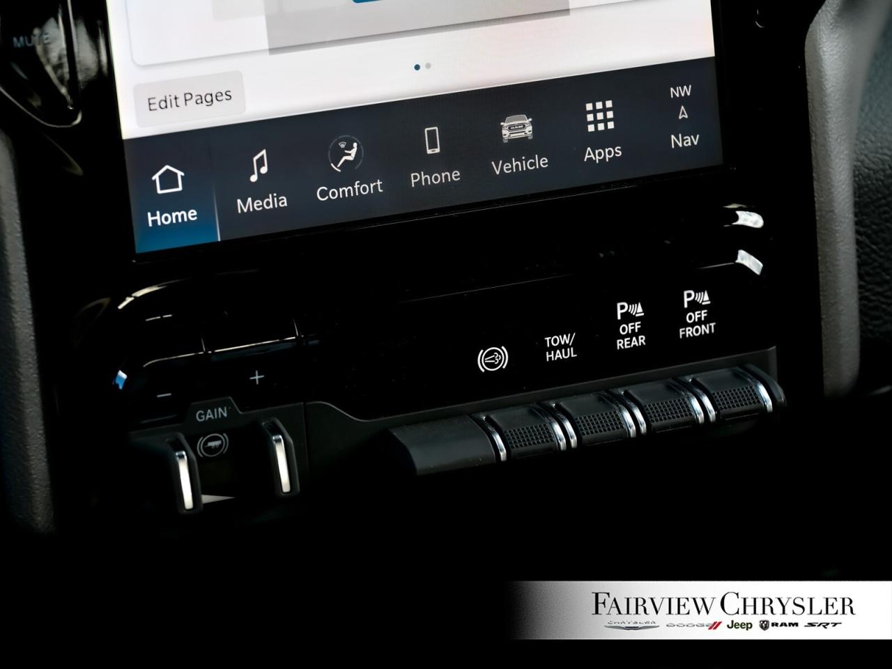 2025 RAM 2500 Laramie 5TH WHEEL   6.7 DIESEL   6 PASS   CARPLAY Photo