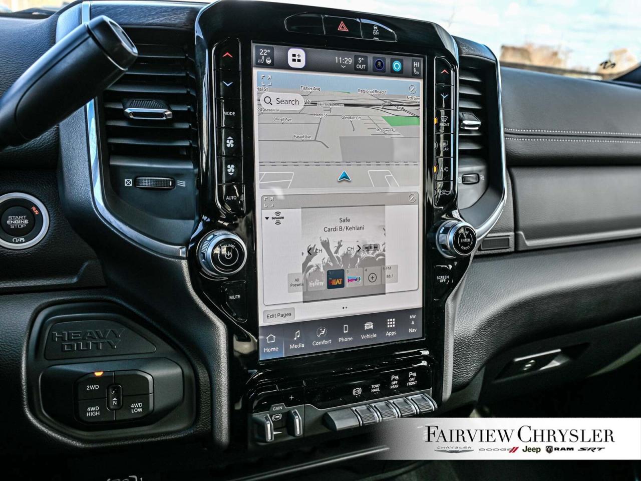 2025 RAM 2500 Laramie 5TH WHEEL   6.7 DIESEL   6 PASS   CARPLAY Photo