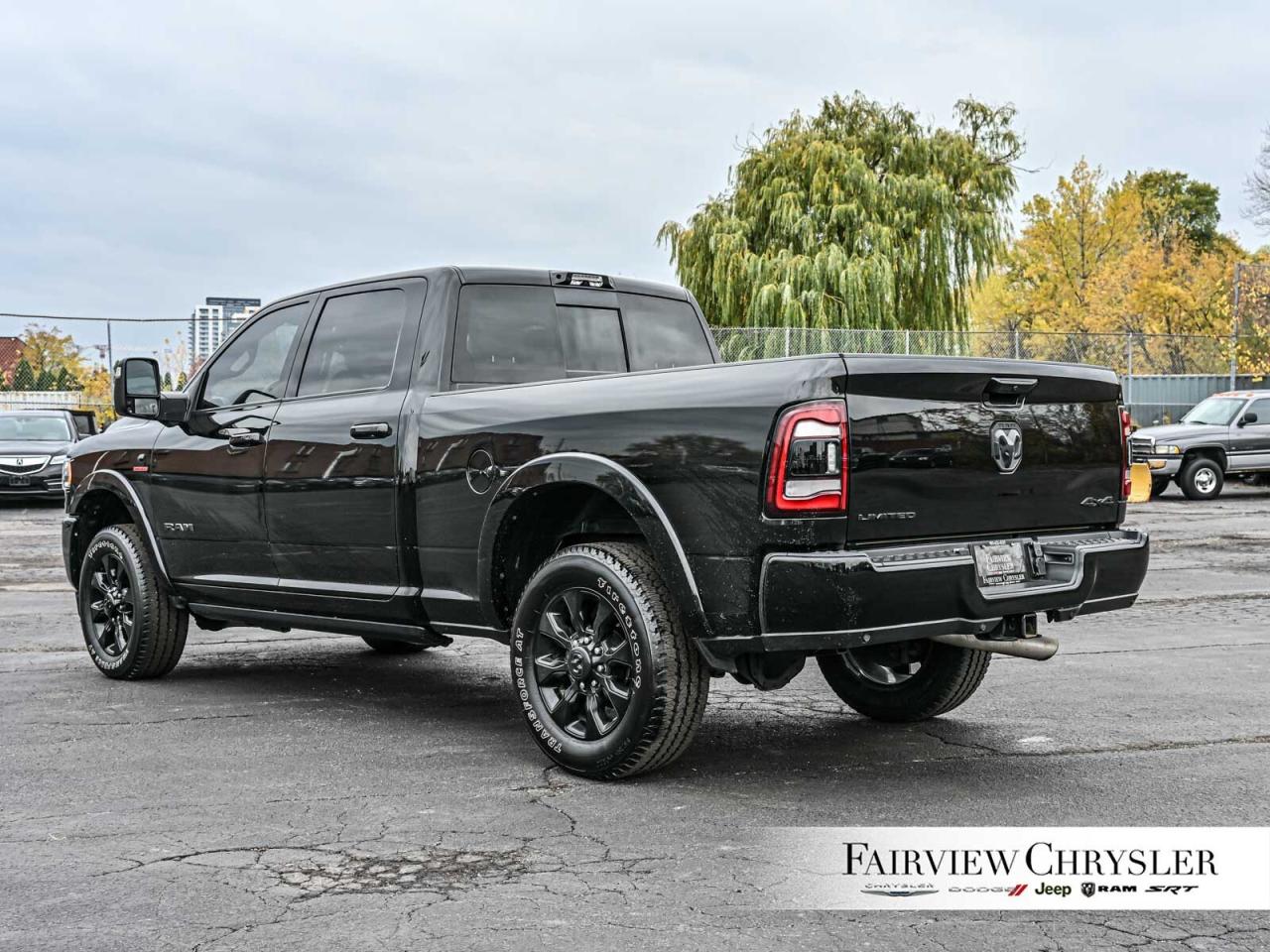 2023 RAM 3500 Limited NIGHT EDITION   SUNROOF   REAR AUTO LEVELL Photo3