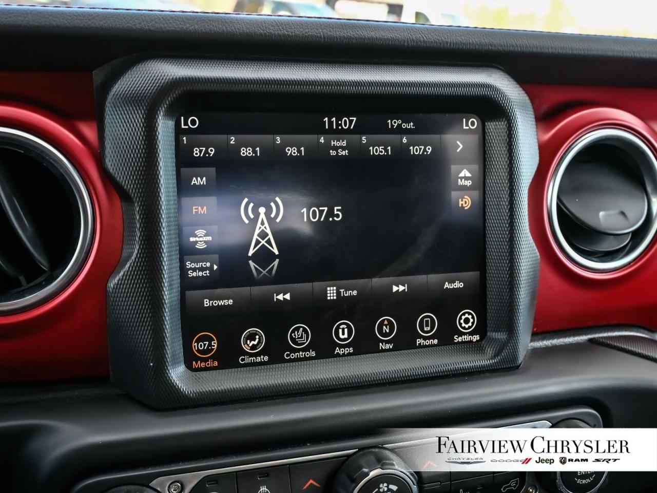 2023 Jeep Gladiator Rubicon LEATHER   TRAILER TOW   HEATED SEATS   LED Photo