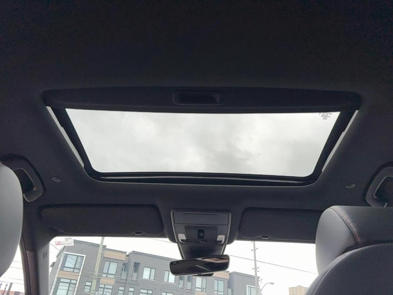 2024 Honda CR-V Hybrid Touring Honda Certified 7YR/160K Warranty Photo