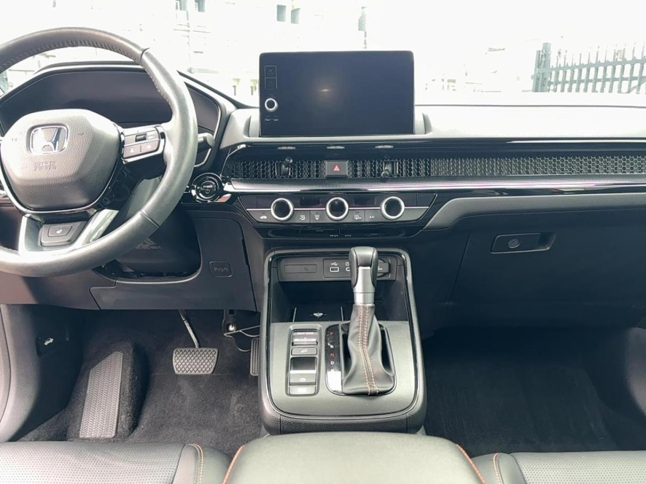 2024 Honda CR-V Hybrid Touring Honda Certified 7YR/160K Warranty Photo