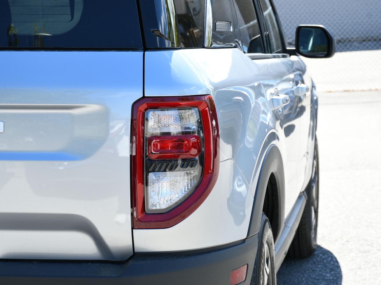 2023 Ford Bronco Sport Outer Banks 4WD Photo