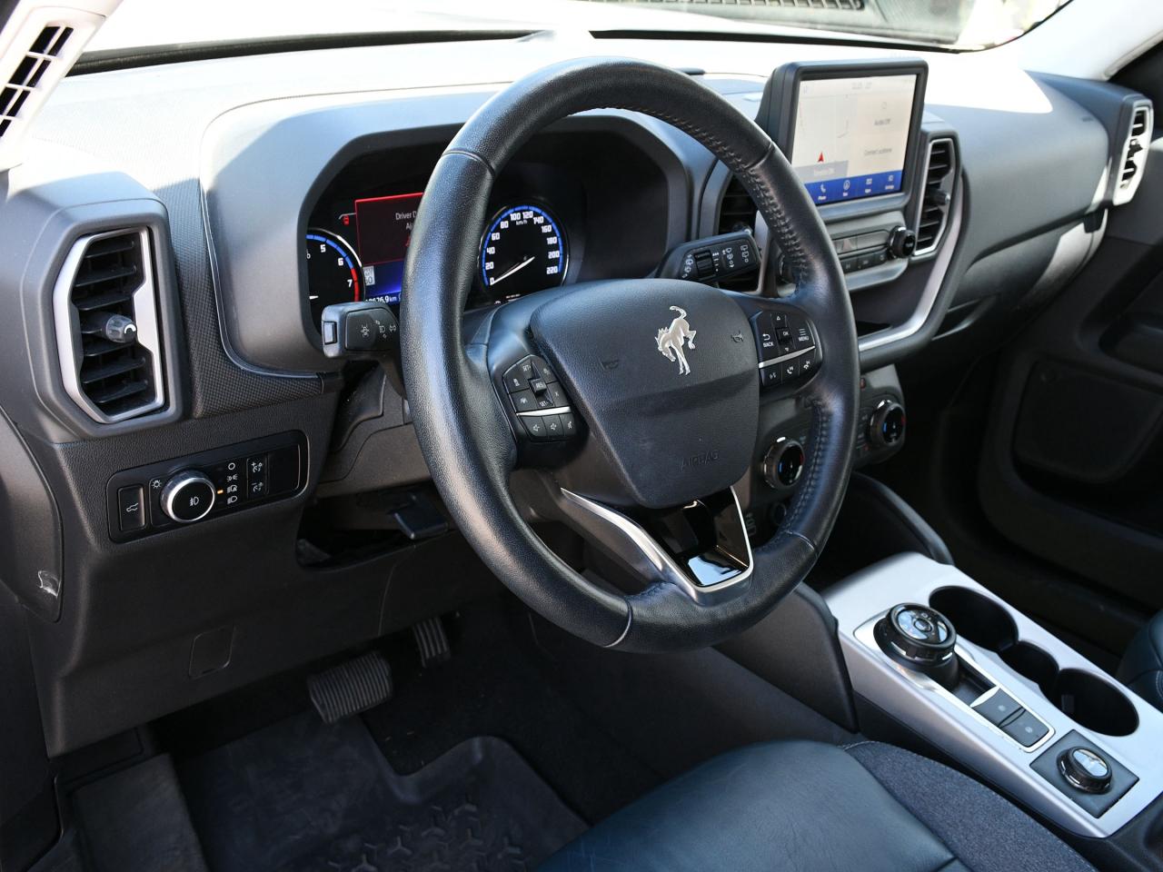2023 Ford Bronco Sport Outer Banks 4WD Photo