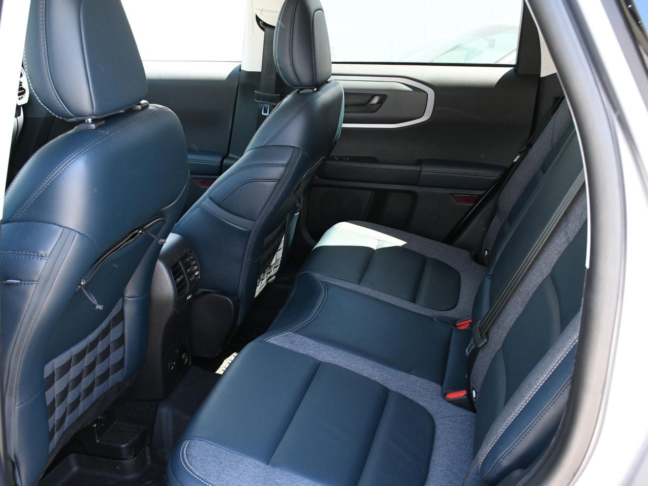 2023 Ford Bronco Sport Outer Banks 4WD Photo