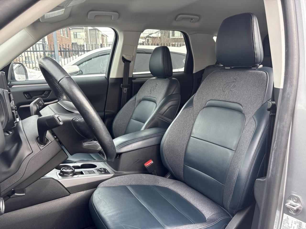 2023 Ford Bronco Sport Outer Banks 4WD Photo