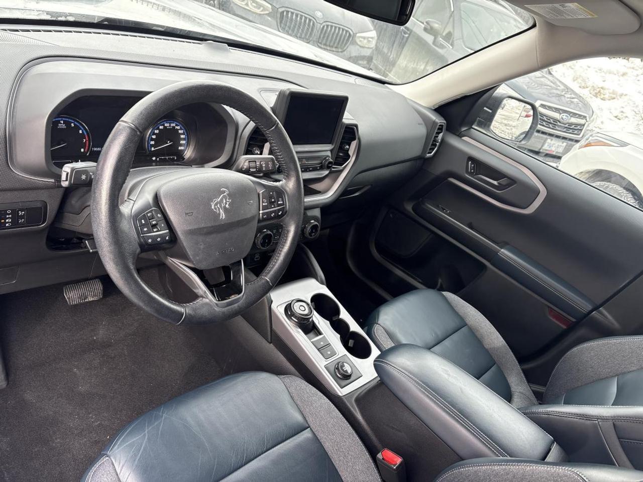 2023 Ford Bronco Sport Outer Banks 4WD Photo