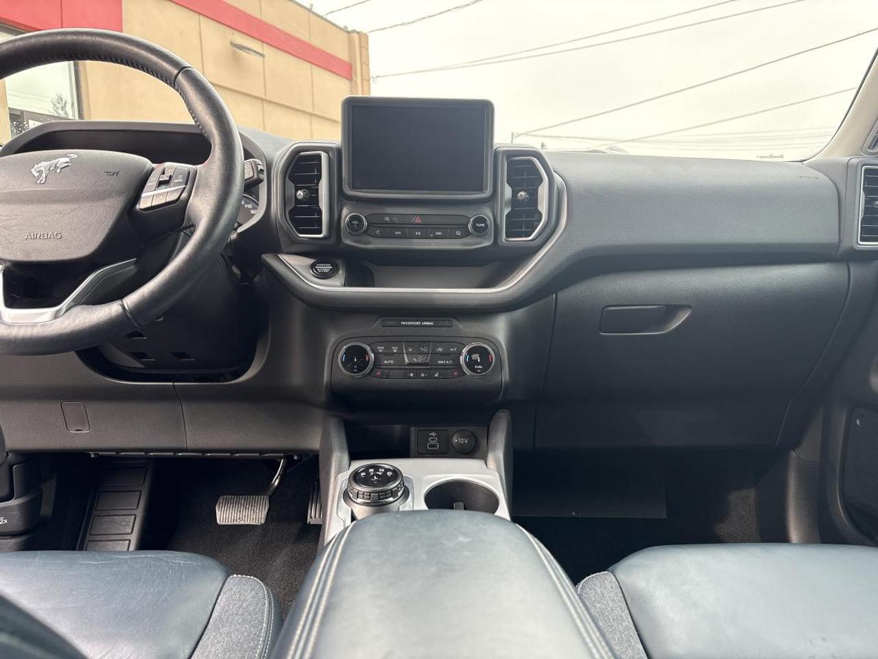 2023 Ford Bronco Sport Outer Banks 4WD Photo