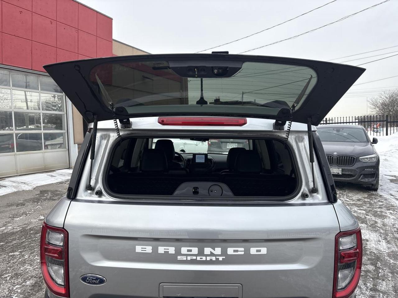 2023 Ford Bronco Sport Outer Banks 4WD Photo