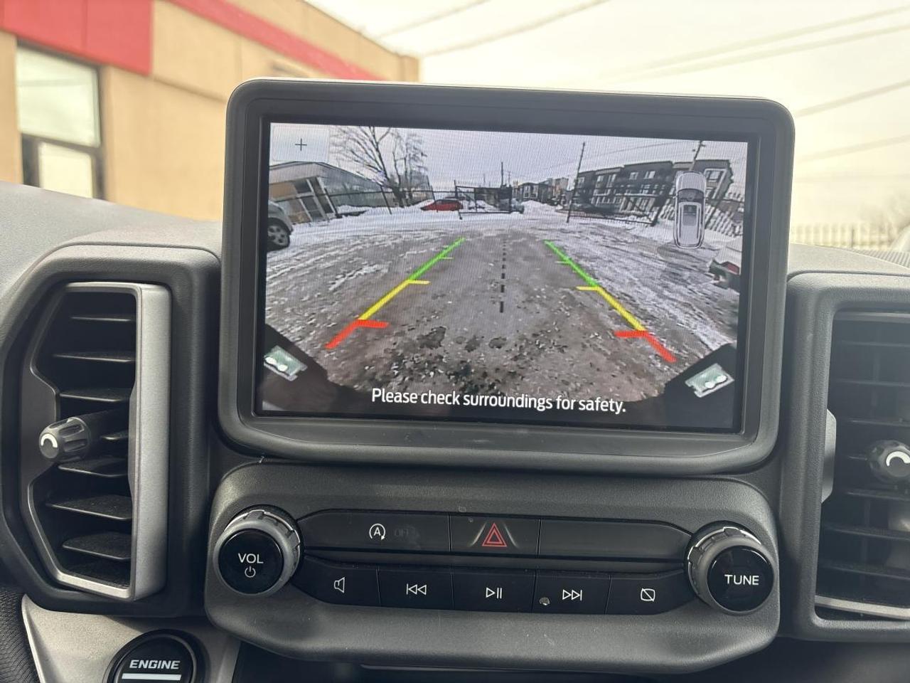2023 Ford Bronco Sport Outer Banks 4WD Photo