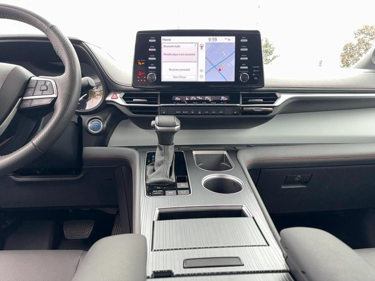 2024 Toyota Sienna XSE AWD Hybrid Photo