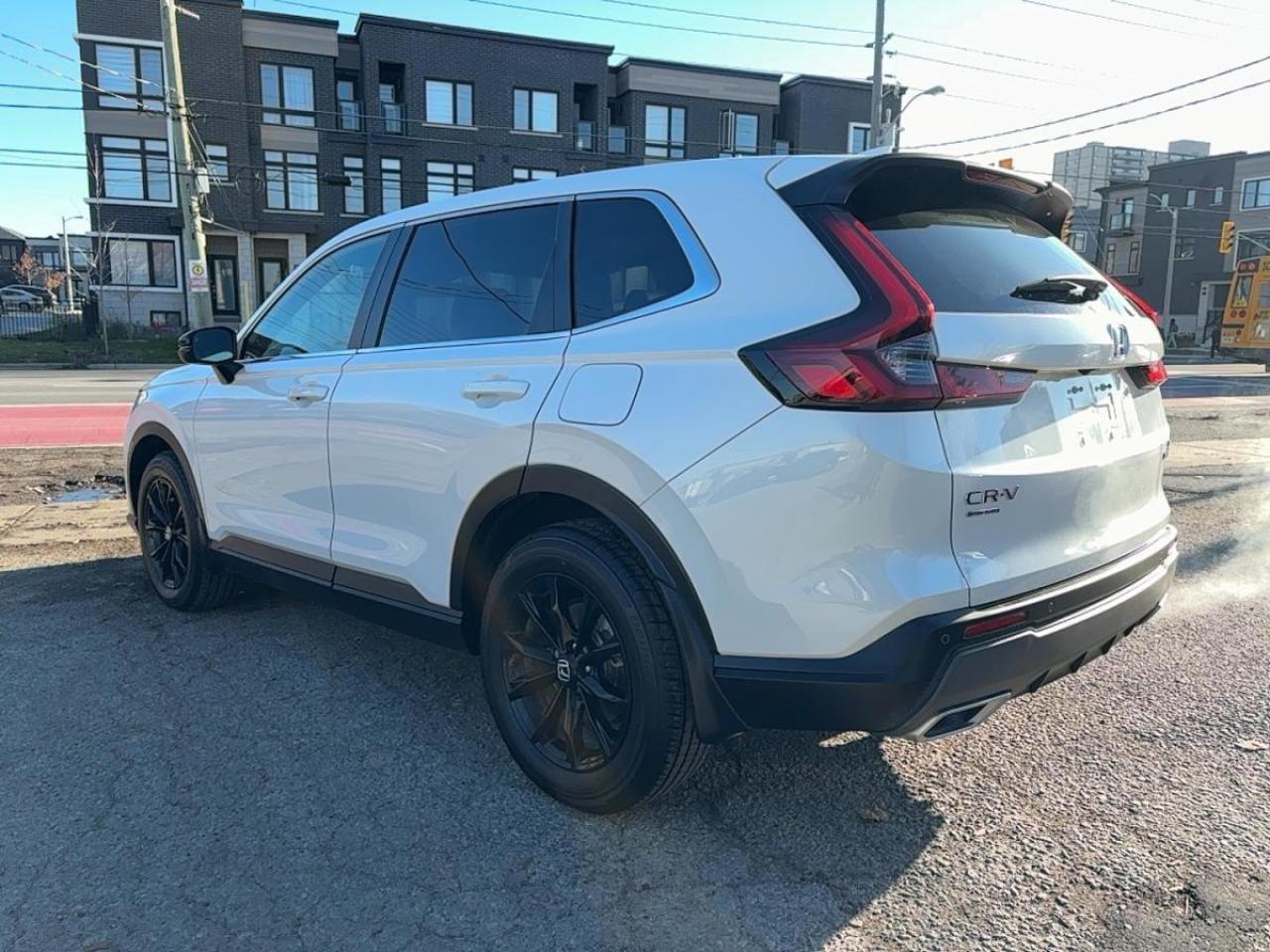 2024 Honda CR-V Hybrid Ex-L Honda Certified 7YR/160K Warranty Photo3