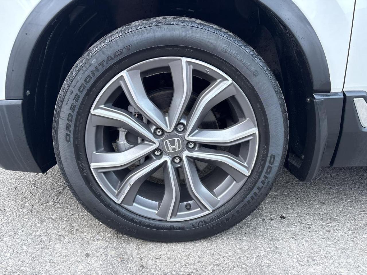 2020 Honda CR-V Touring AWD Leather MoonRoof Navi Photo