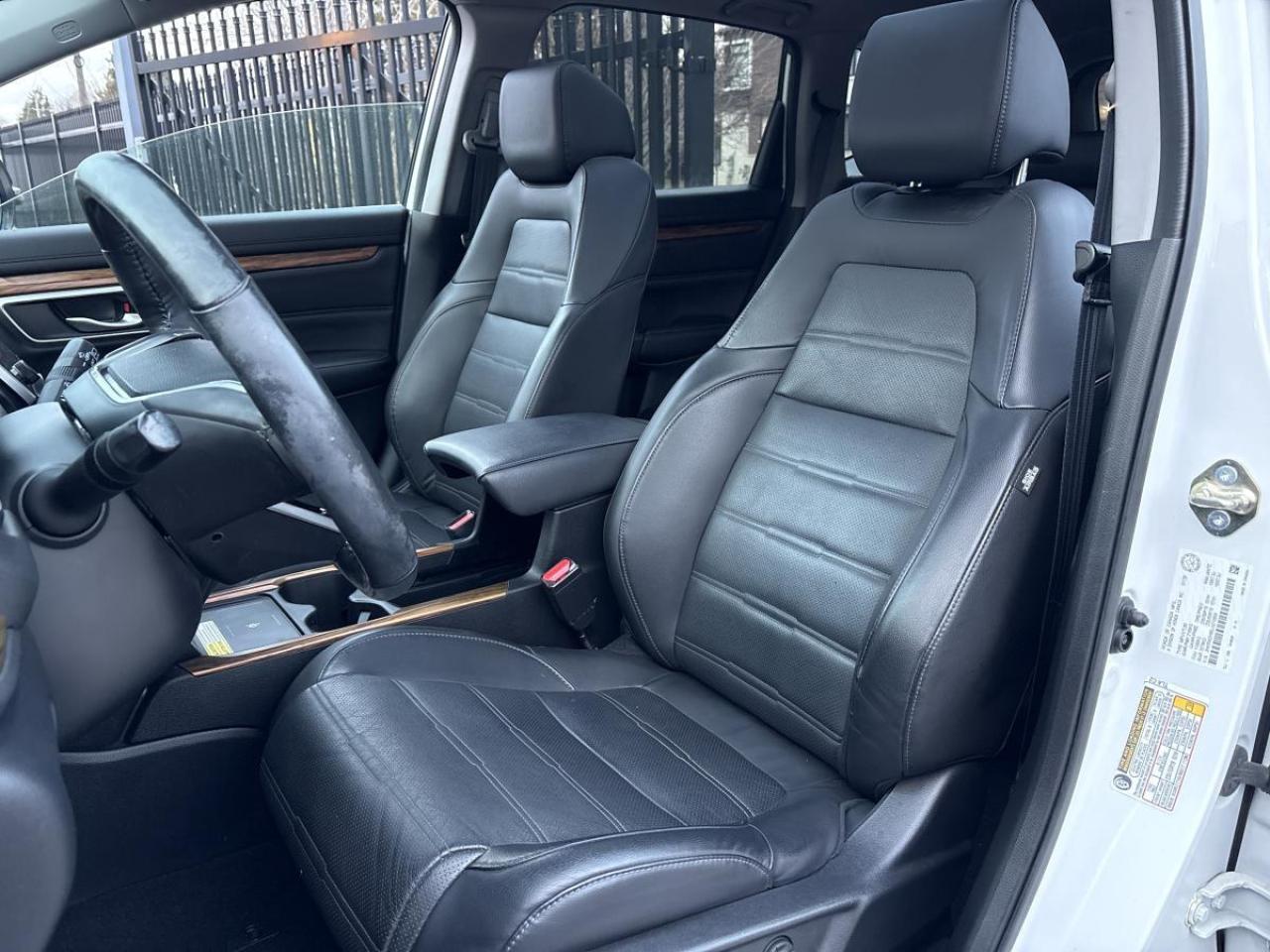 2020 Honda CR-V Touring AWD Leather MoonRoof Navi Photo