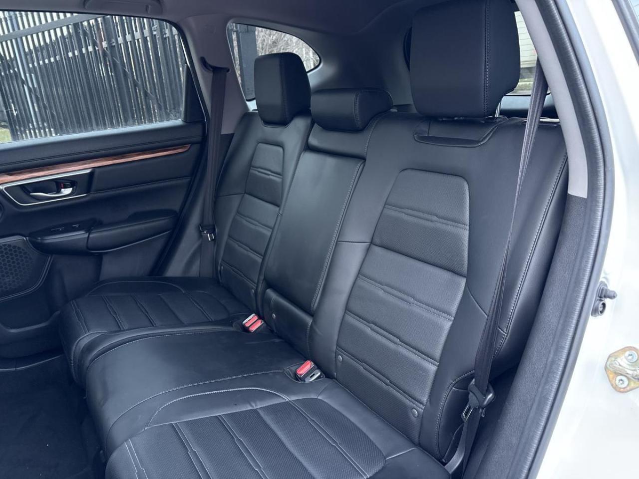 2020 Honda CR-V Touring AWD Leather MoonRoof Navi Photo