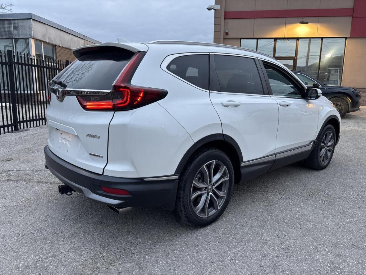 2020 Honda CR-V Touring AWD Leather MoonRoof Navi Photo