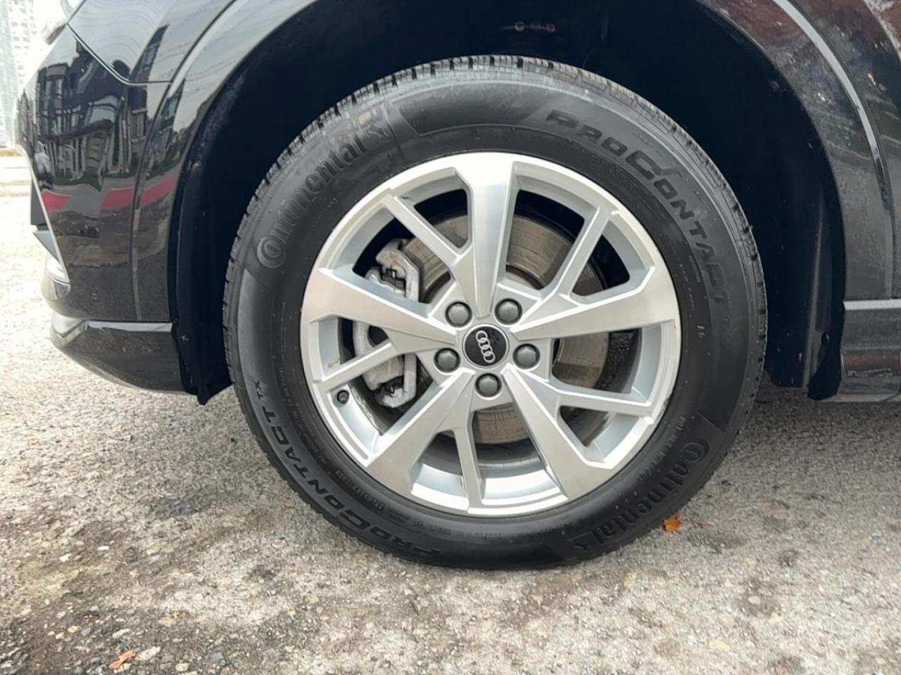 2022 Audi Q3 Komfort AWD Leather Moonroof Bluetooth Photo