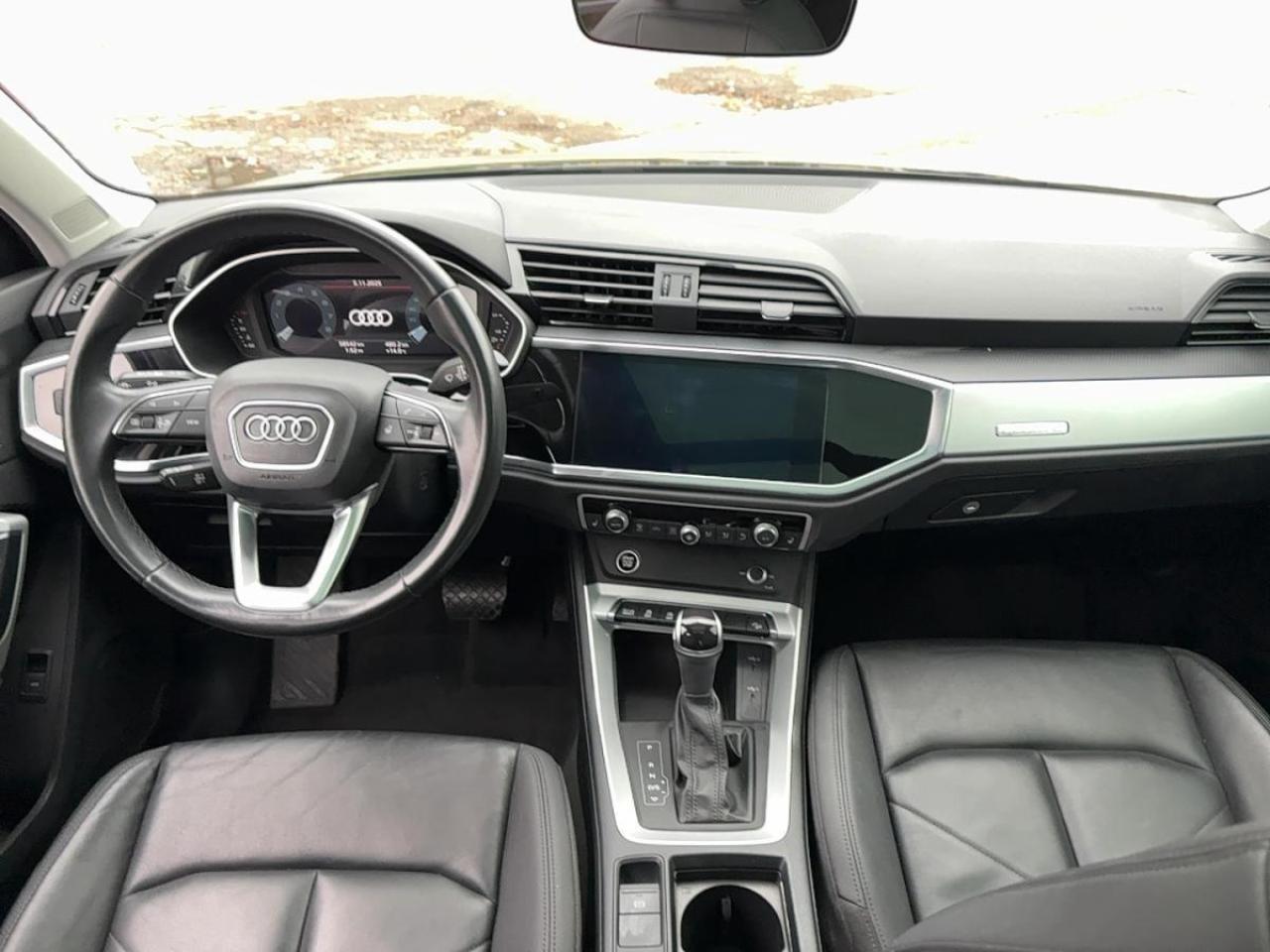 2022 Audi Q3 Komfort AWD Leather Moonroof Bluetooth Photo