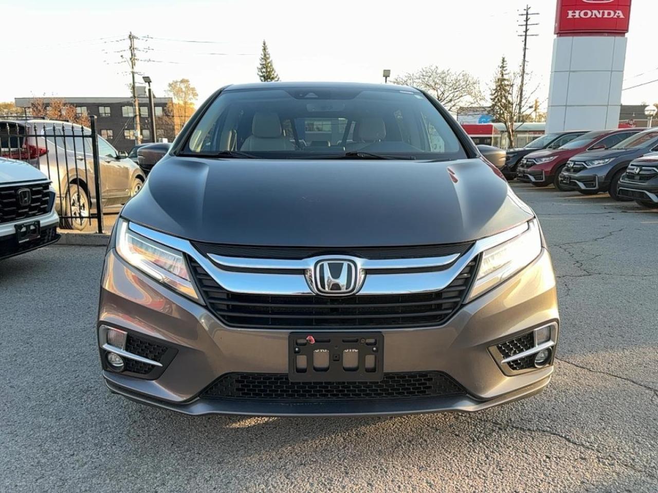 2018 Honda Odyssey Touring Photo