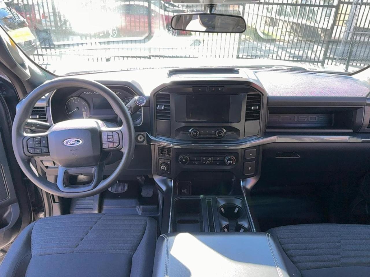 2022 Ford F-150 XL with Navigation Photo