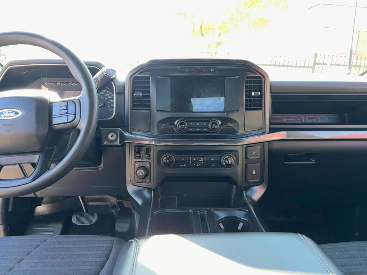 2022 Ford F-150 XL with Navigation Photo