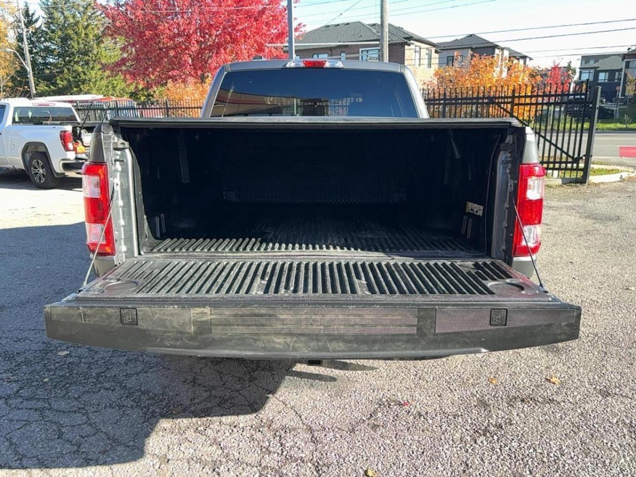 2022 Ford F-150 XL with Navigation Photo