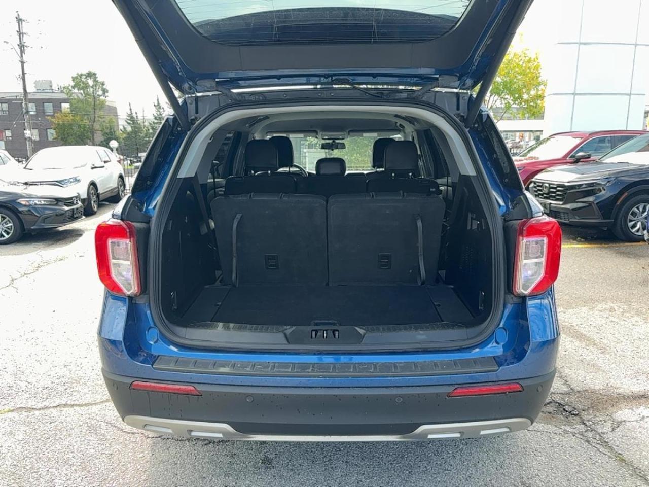 2022 Ford Explorer XLT Photo