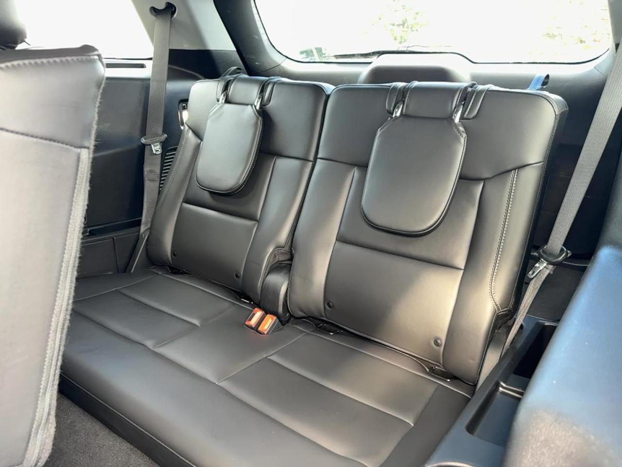 2022 Ford Explorer XLT Photo