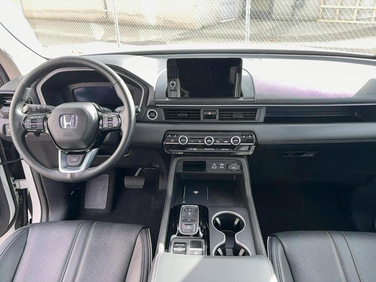 2025 Honda Pilot Touring Honda Certified 7YR/160K Warranty Photo