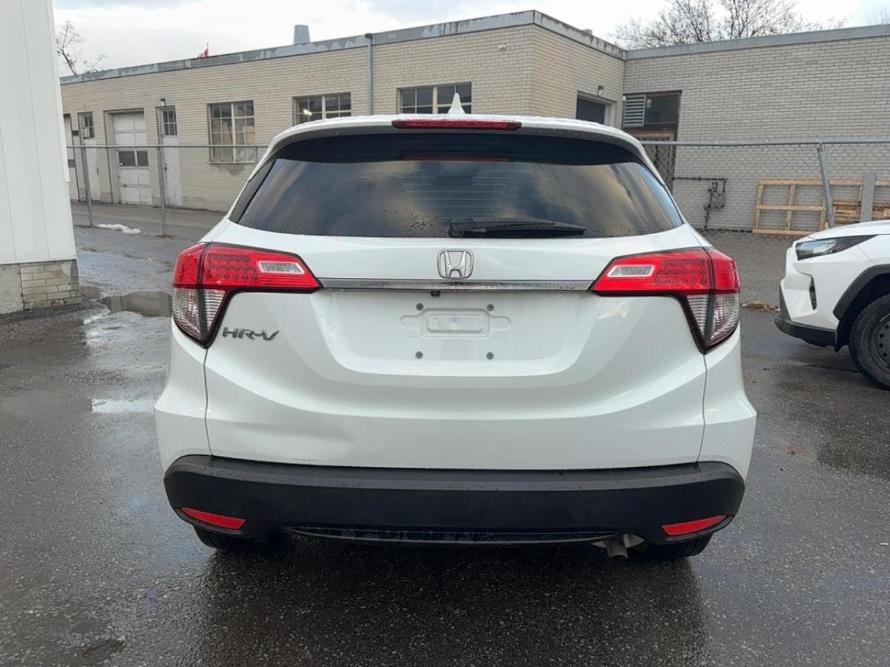 2022 Honda HR-V LX Honda Certified 7YR/160K Warranty Photo2