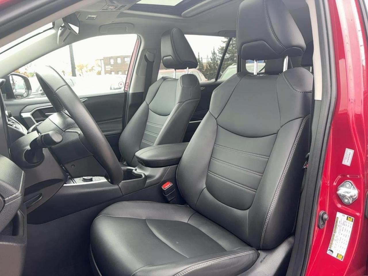 2025 Toyota RAV4 Hybrid XLE AWD Brand New Condition! Photo