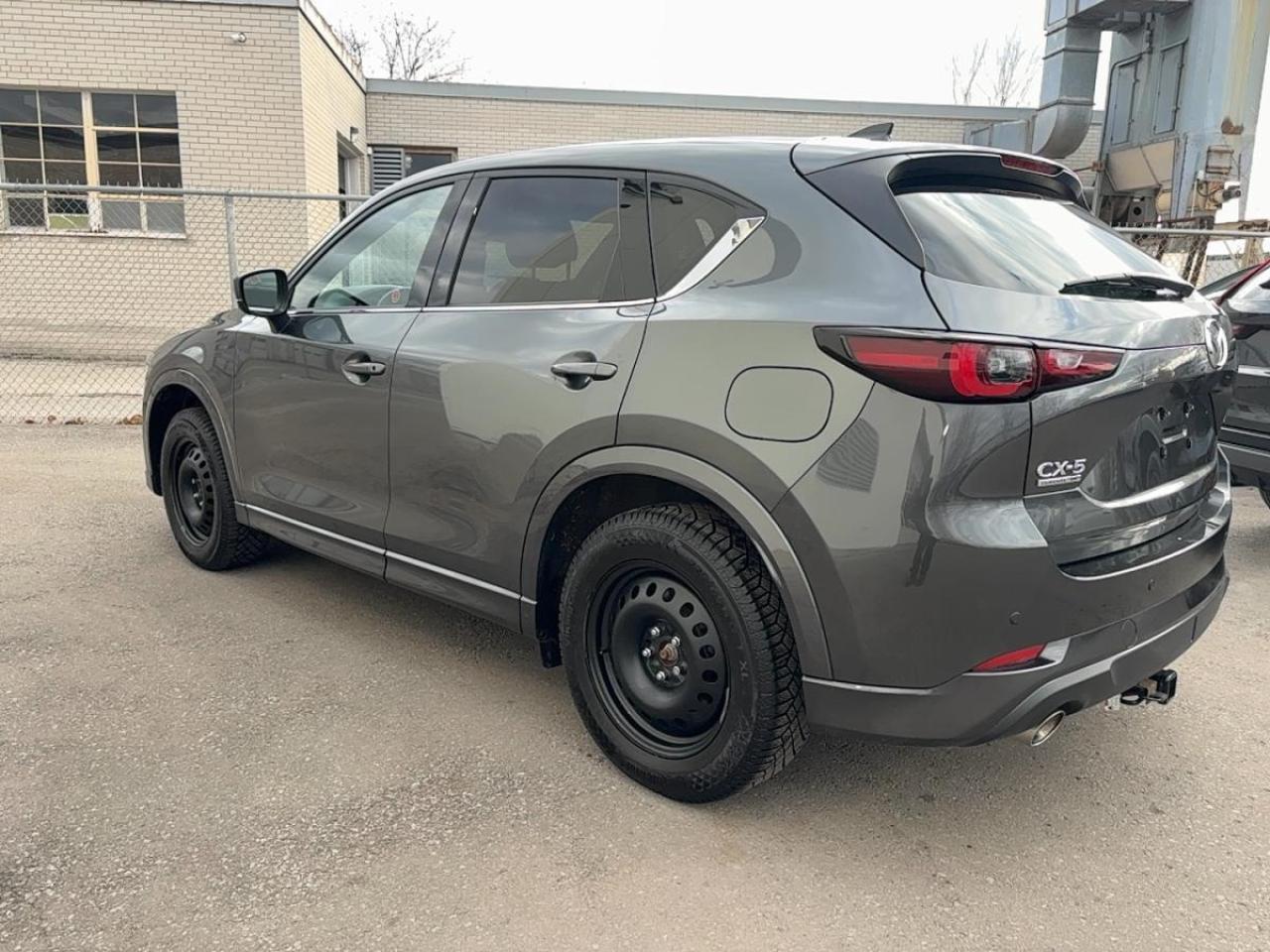 2022 Mazda CX-5 Signature Winter tires   Summer Tires Included Photo