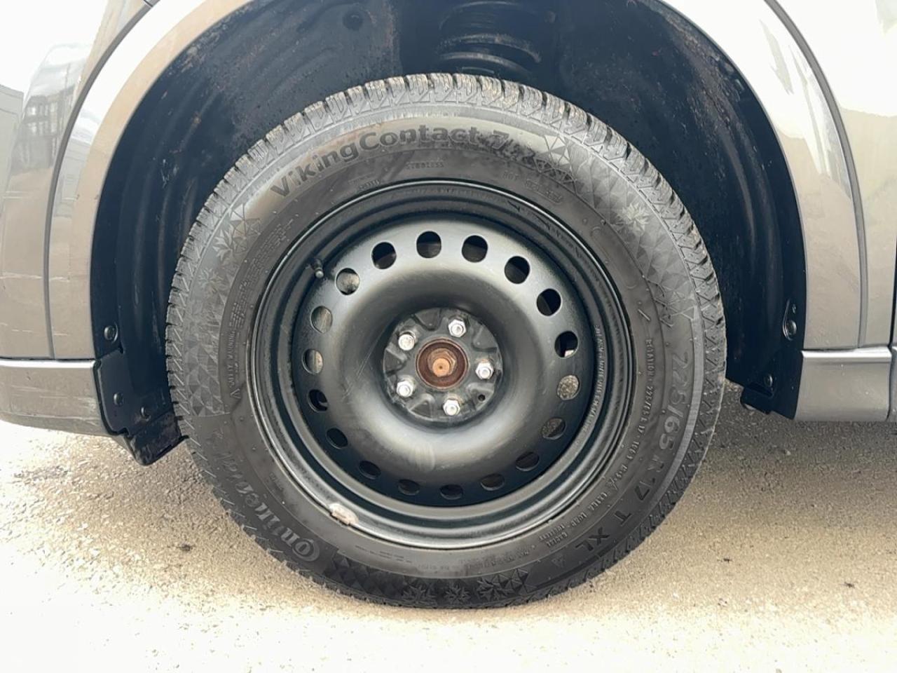 2022 Mazda CX-5 Signature Winter tires   Summer Tires Included Photo