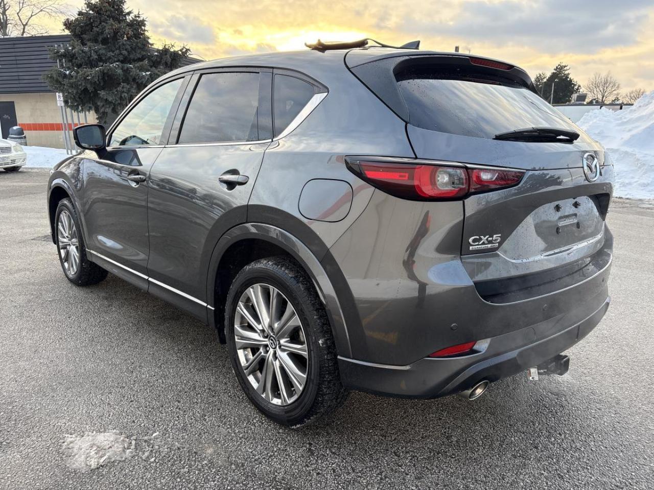 2022 Mazda CX-5 Signature Extra Set Of Winter Tires Included Photo