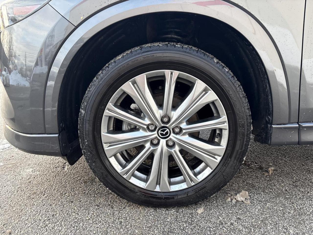 2022 Mazda CX-5 Signature Extra Set Of Winter Tires Included Photo
