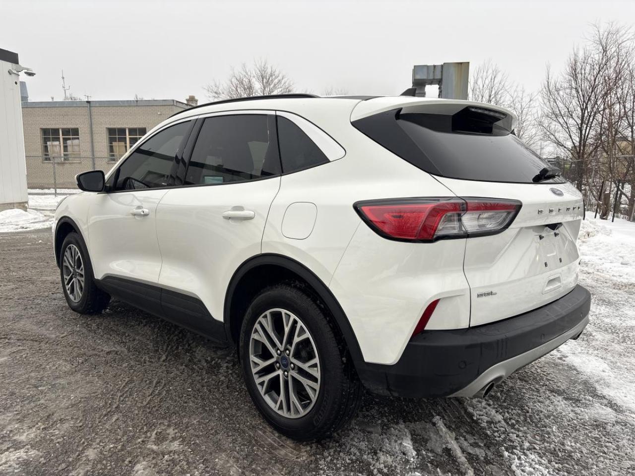 2021 Ford Escape SEL AWD CarPlay Navigation Leather Photo3