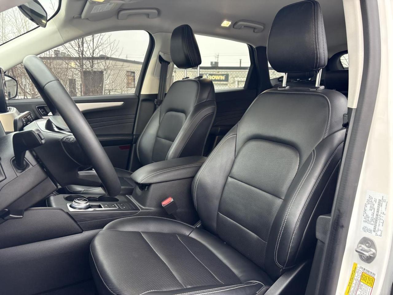 2021 Ford Escape SEL AWD CarPlay Navigation Leather Photo