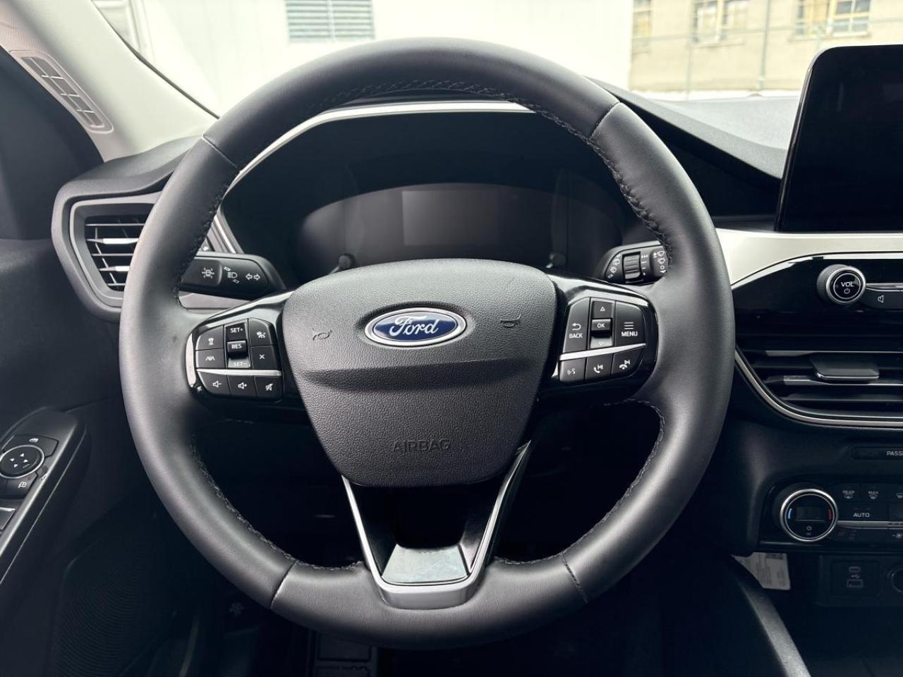 2021 Ford Escape SEL AWD CarPlay Navigation Leather Photo