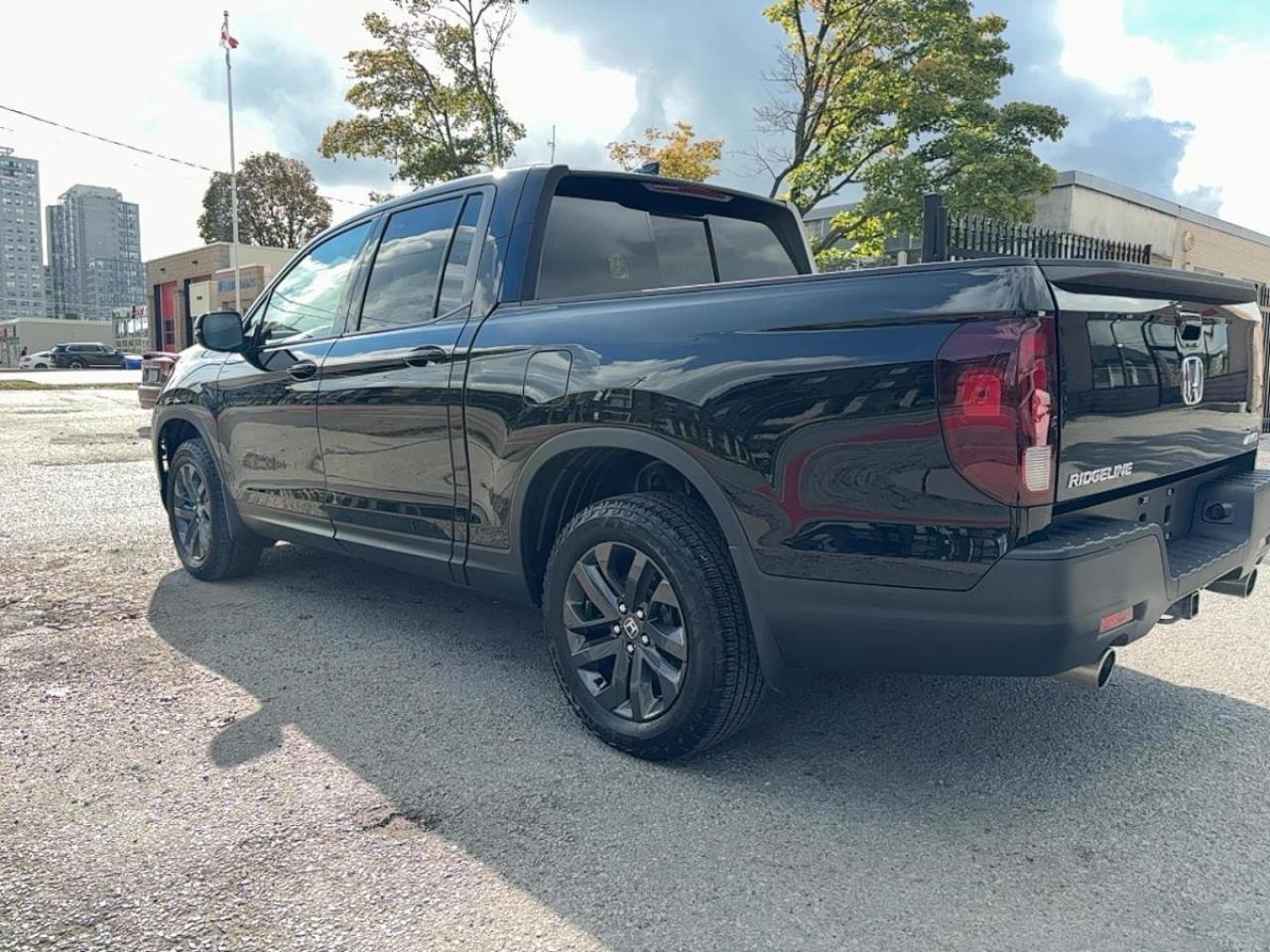 2023 Honda Ridgeline Sport Honda Certified 7YR/160K Warranty Photo
