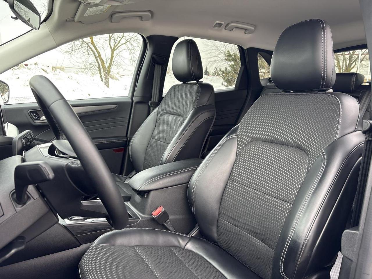 2024 Ford Escape PHEV Leather   CarPlay   Navi Photo