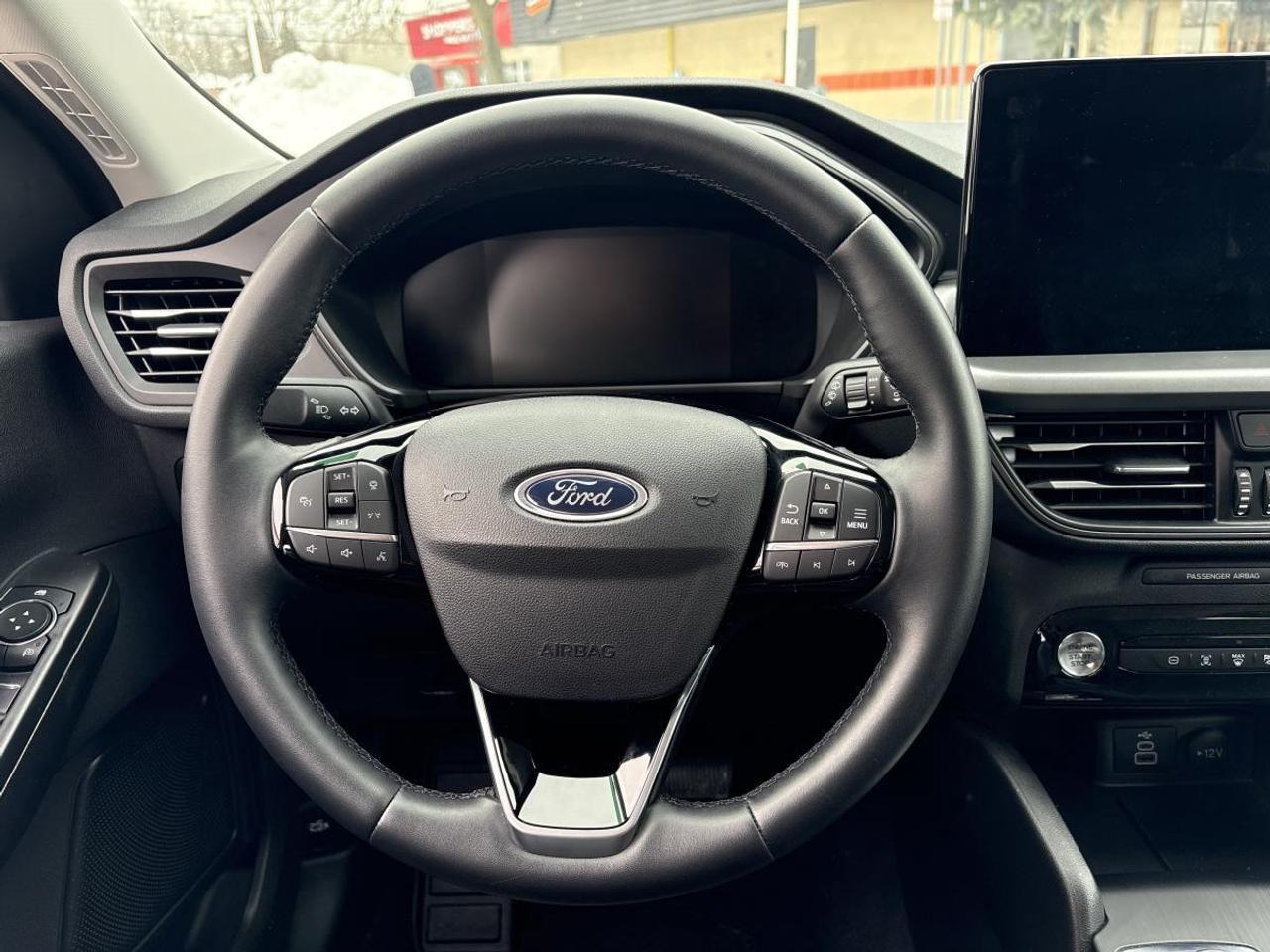 2024 Ford Escape PHEV Leather   CarPlay   Navi Photo