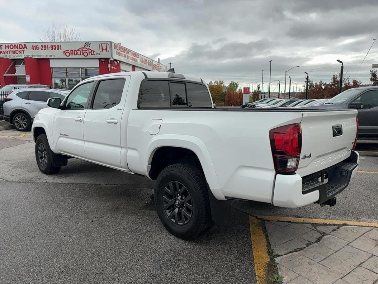 2023 Toyota Tacoma Base SR5 V6 Double Cab LB 4WD Photo3