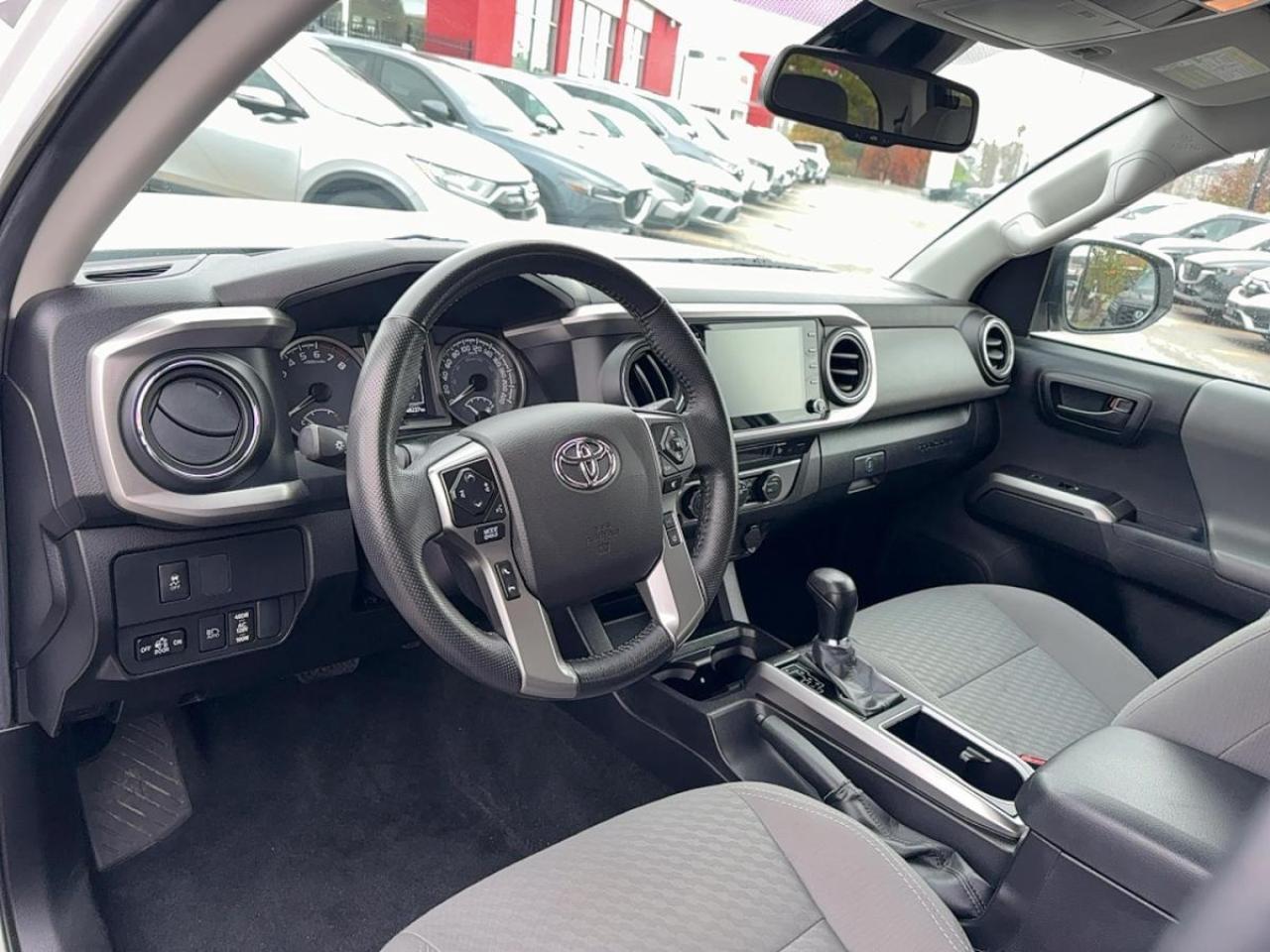 2023 Toyota Tacoma Base SR5 V6 Double Cab LB 4WD Photo