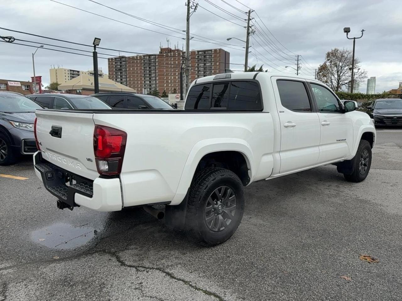 2023 Toyota Tacoma Base SR5 V6 Double Cab LB 4WD Photo