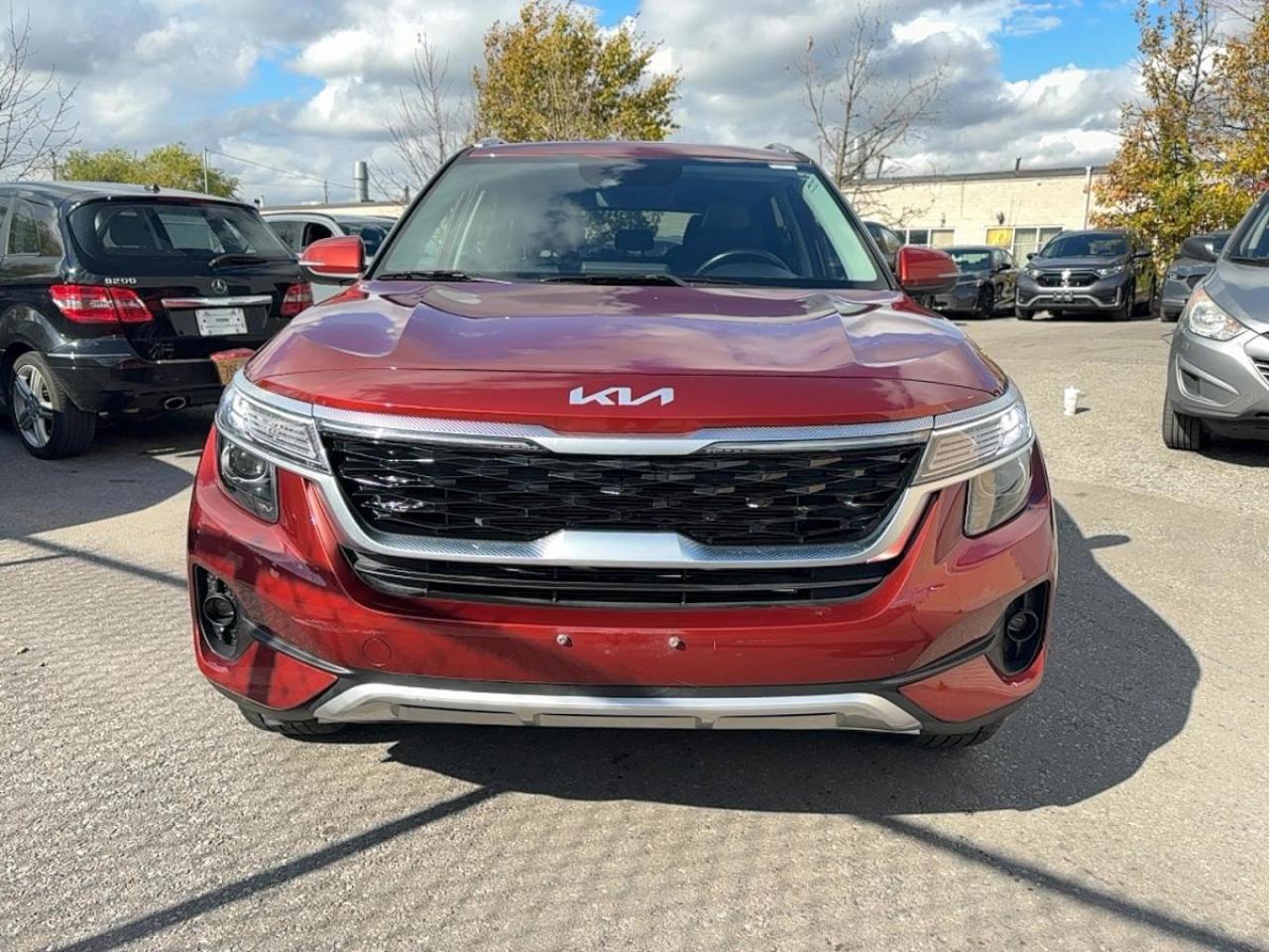 2023 Kia Seltos EX AWD   Leather   Sunroof   Carplay Photo