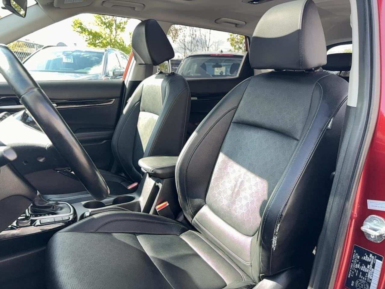 2023 Kia Seltos EX AWD   Leather   Sunroof   Carplay Photo