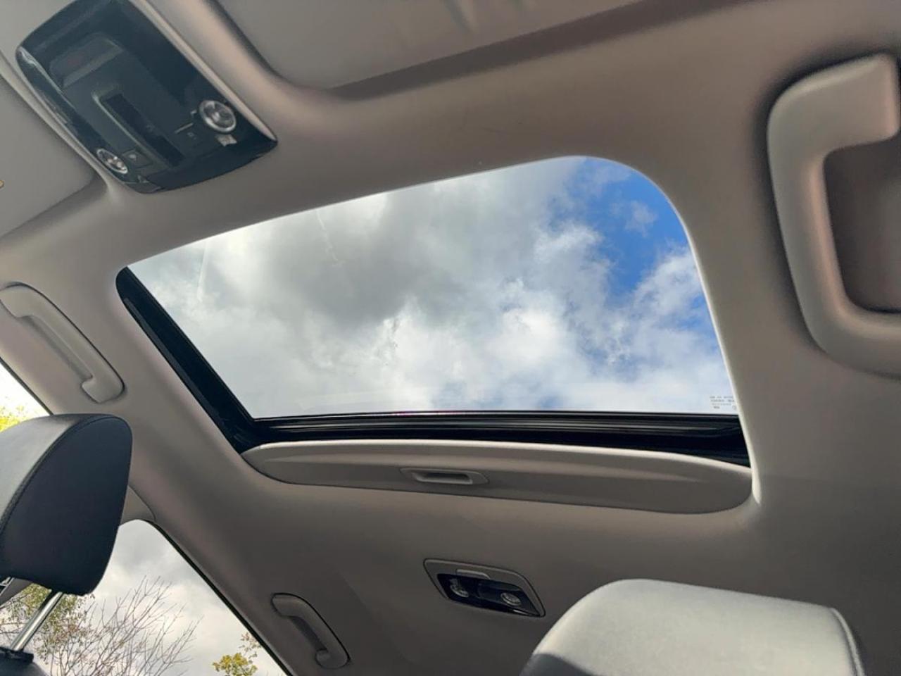 2023 Kia Seltos EX AWD   Leather   Sunroof   Carplay Photo